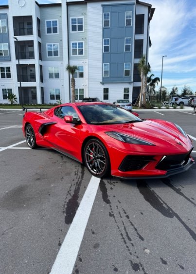 corvette deportivo rojo de lujo