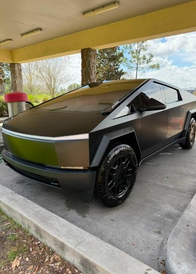cyber truck de tesla gris